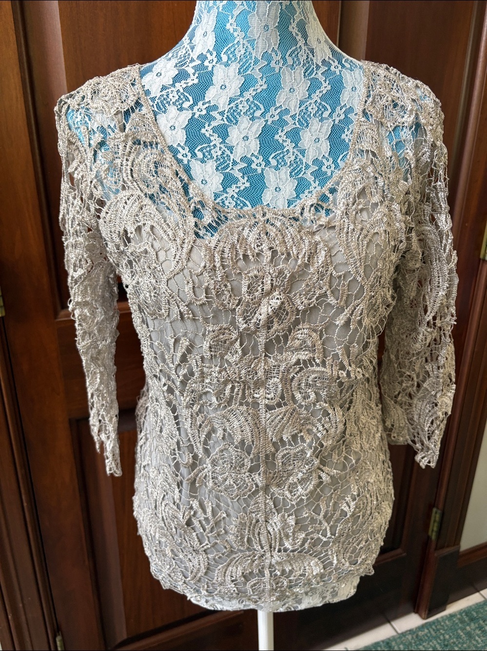 Adiva  Silver Crochet Lace Top
Boat neck  camisole lining 3/4 sleeves sz. S NWOT